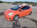 2013 Toyota Prius C — photo 2 of 17 | VIN JTDKDTB37D1035303