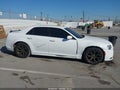 2017 Chrysler 300 — photo 13 of 16 | VIN 2C3CCABG1HH577409