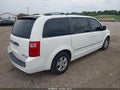2010 Dodge Grand Caravan — photo 4 of 11 | VIN 2D4RN5D11AR331656