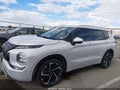 2023 Mitsubishi Outlander — photo 14 of 16 | VIN JA4J3VA84PZ035802