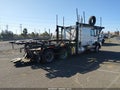 2015 Volvo VN — photo 4 of 19 | VIN 4V5NC9EJ1FN186551