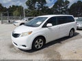 2011 Toyota Sienna — photo 2 of 21 | VIN 5TDKK3DC9BS149578