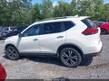 2017 Nissan Rogue — photo 14 of 16 | VIN JN8AT2MV1HW272275