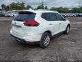 2017 Nissan Rogue — photo 4 of 17 | VIN KNMAT2MV5HP559981