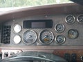 2013 Peterbilt 587 — photo 5 of 14 | VIN 1XP4D49X4DD190864