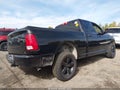 2018 Ram 1500 — photo 4 of 17 | VIN 1C6RR7FG2JS342993