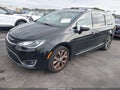 2017 Chrysler Pacifica — photo 2 of 16 | VIN 2C4RC1GG7HR616447