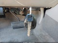 2005 GMC Yukon XL — photo 11 of 16 | VIN 1GKFK66U05J132019