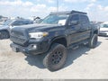 2017 Toyota Tacoma — photo 2 of 15 | VIN 5TFGZ5AN8HX091355
