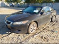 2009 Honda Accord — photo 2 of 18 | VIN 1HGCS12749A012913