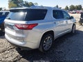 2019 Chevrolet Traverse — photo 4 of 16 | VIN 1GNEVKKW3KJ303184