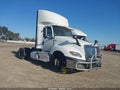 2023 International LT — photo 1 of 15 | VIN 3HSDYAPN1PN292221