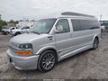 2018 Chevrolet Express 2500 — photo 2 of 17 | VIN 1GCWGBFGXJ1162655