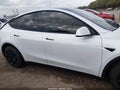 2021 Tesla Model Y — photo 13 of 18 | VIN 5YJYGDEE1MF188853