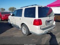 2004 Lincoln Navigator — photo 3 of 12 | VIN 5LMFU27R44LJ41441