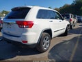 2011 Jeep Grand Cherokee — photo 4 of 16 | VIN 1J4RR5GG0BC571562