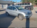 2013 Volkswagen Tiguan — photo 1 of 11 | VIN WVGBV3AX5DW565740