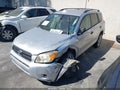 2006 Toyota RAV4 — photo 2 of 17 | VIN JTMZD33V966018412