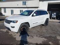 2017 Jeep Grand Cherokee — photo 2 of 16 | VIN 1C4RJFAG0HC808815
