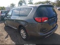 2018 Chrysler Pacifica — photo 3 of 16 | VIN 2C4RC1BGXJR174387