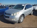 2011 Chevrolet Traverse — photo 2 of 10 | VIN 1GNKREED1BJ129716