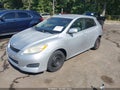 2009 Toyota Matrix — photo 2 of 15 | VIN 2T1KU40E99C190500