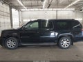 2009 GMC Yukon XL — photo 15 of 17 | VIN 1GKFK162X9J102095