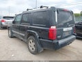 2010 Jeep Commander — photo 3 of 11 | VIN 1J4RG5GT7AC114426