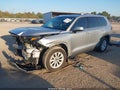 2024 Toyota Highlander — photo 2 of 16 | VIN 5TDACAB52RS018780