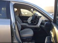 2024 Toyota Highlander — photo 5 of 16 | VIN 5TDACAB52RS018780