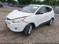 2013 Hyundai Tucson — photo 2 of 16 | VIN KM8JU3AC2DU551169