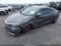 2017 Honda Civic — photo 2 of 16 | VIN 2HGFC4B01HH310107