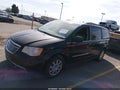 2013 Chrysler Town & Country — photo 2 of 17 | VIN 2C4RC1BDG1DR69014