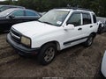 2003 Chevrolet Tracker — photo 2 of 11 | VIN 2CNBE13C636950344