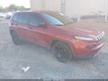 2016 Jeep Cherokee — photo 1 of 11 | VIN 1C4PJLAB8GW238148