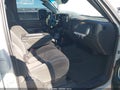 2004 Chevrolet Silverado 2500 — photo 5 of 18 | VIN 1GCHK23154F158219