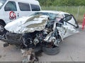 2019 Hyundai Elantra — photo 2 of 16 | VIN 5NPD84LF2KH461532