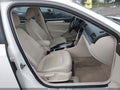 2013 Volkswagen Passat — photo 5 of 19 | VIN 1VWBP7A37DC039434