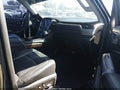 2017 Chevrolet Suburban — photo 5 of 16 | VIN 1GNSCHKCXHR241097