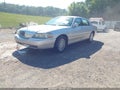 2005 Lincoln Town Car — photo 2 of 11 | VIN 1LNHM81W95Y622948