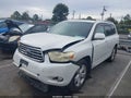 2010 Toyota Highlander — photo 2 of 17 | VIN JTEYK3EH1A2096896