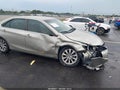 2015 Toyota Camry — photo 6 of 16 | VIN 4T4BF1FK9FR486302