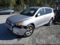 2006 Toyota RAV4 — photo 2 of 13 | VIN JTMBK31V566003593