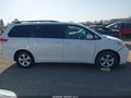 2011 Toyota Sienna — photo 13 of 16 | VIN 5TDKK3DC9BS105631