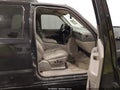 2004 Chevrolet Tahoe — photo 5 of 17 | VIN 1GNEK13Z74R161700