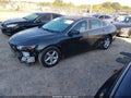 2017 Chevrolet Malibu — photo 2 of 17 | VIN 1G1ZB5ST9HF255592