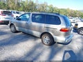 2000 Toyota Sienna — photo 3 of 16 | VIN 4T3ZF13C4YU217124