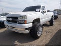 2006 Chevrolet Silverado 2500 — photo 2 of 11 | VIN 1GCHC24D16E274550