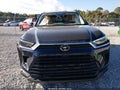 2024 Toyota Highlander — photo 11 of 15 | VIN 5TDAAAA52RS016745