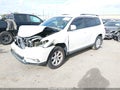 2013 Toyota Highlander — photo 2 of 16 | VIN 5TDZK3EH1DS096905